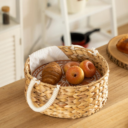Vintiquewise Handwoven Wicker Bread Basket with Terracotta Stone Warmer & Rope Handles for Kitchen Dining Table & Home Party Use Ideal for Sourdough Bread Rolls Snacks & Baked Goods, Floral Design