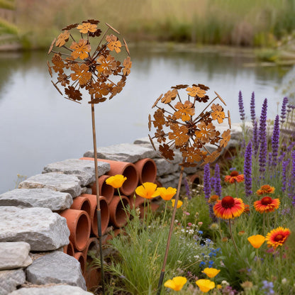 Lidengle 2 Pack Metal Flower Stakes for Outside, 3D Rusty Metal Plants Garden Statues Yard Art, Outdooor Decorative Garden Stake for Flower Bed Lawn Balcony Flower Pot (Style 2)