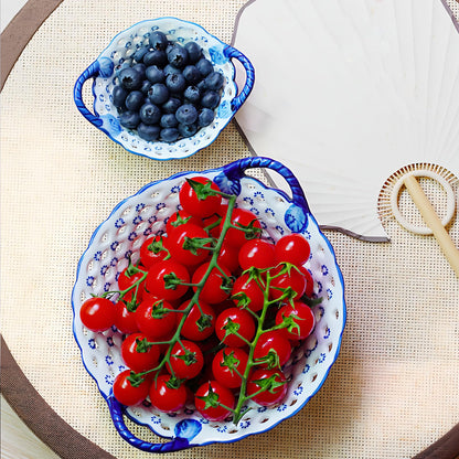 YYMayLsh Blue and White Ceramic Fruit Bowl with handle, Porcelain Decoration Bowl, Fruit Serving Plate, Storage Bowl, Decorative for Kitchen Counter, Home Decor