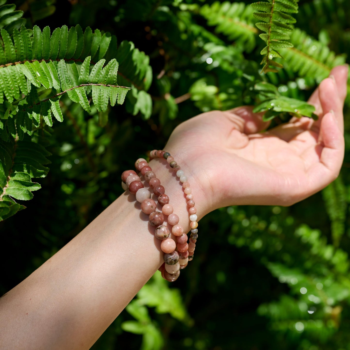 Bivei Plum Blossom Jade-Hope & renascence-6mm Beaded Bracelets for Women Handmade Semi Precious Natural Stone Stretch Elastic Jewelry for Women Yoga Protection Gifts