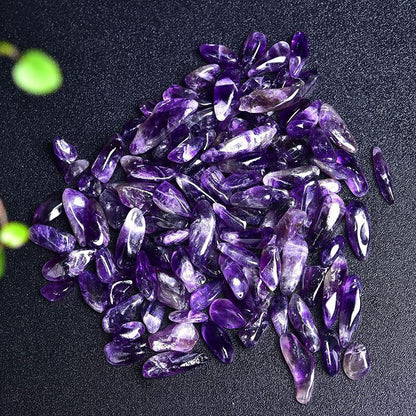 Natural Amethyst Tumbled Chips Crushed Crystal Stone, 7-9mm Polished Healing Crystal Chips Healing Reiki Crystal Jewelry Making Home Decoration