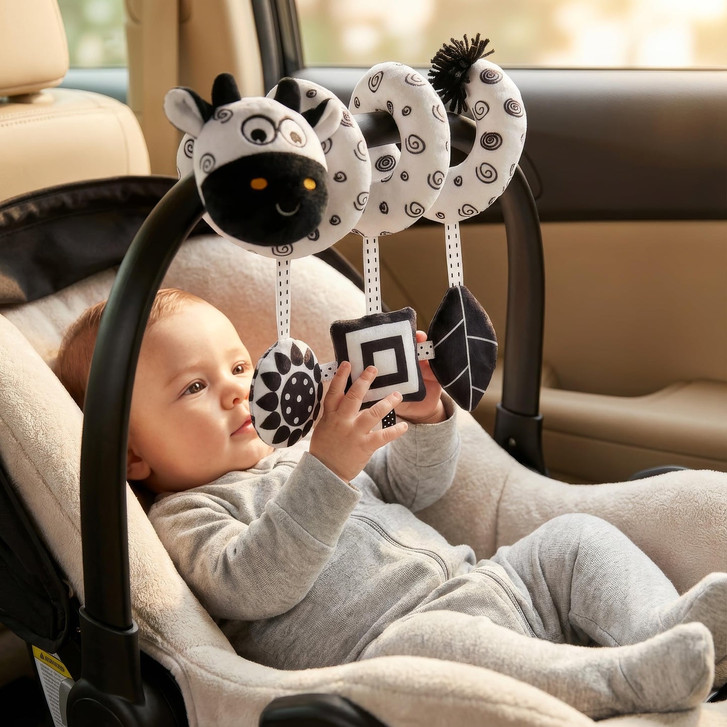 Car Seat Toys – Baby Toys 0-6-12 Months High Contrast Black & White Spiral Car Seat Toy, Carseat Toys Hanging for Newborn Toys, Stroller Toys, Baby Stroller Toy, Infant Toys, Crib Toys Hanging