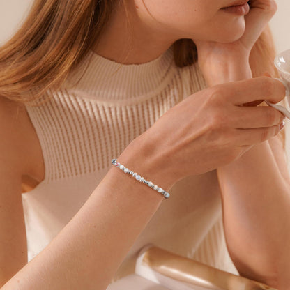 MFTRADING Moonstone Beaded Bracelet for Women - Adjustable Silver Boho Healing Crystal Jewelry Graduation Gift for Sister, Daughter, Niece, Mom