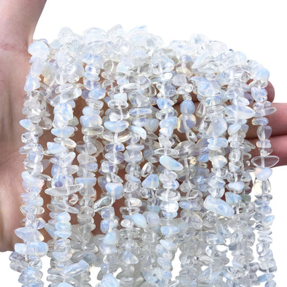 Natural Chip Stone Beads 450pcs Opalite Chips 5-8mm Irregular Healing Crystal Rocks Hole Drilled DIY Loose Gemstone Beads for Jewelry Making Bracelet Earrings Necklace Crafting