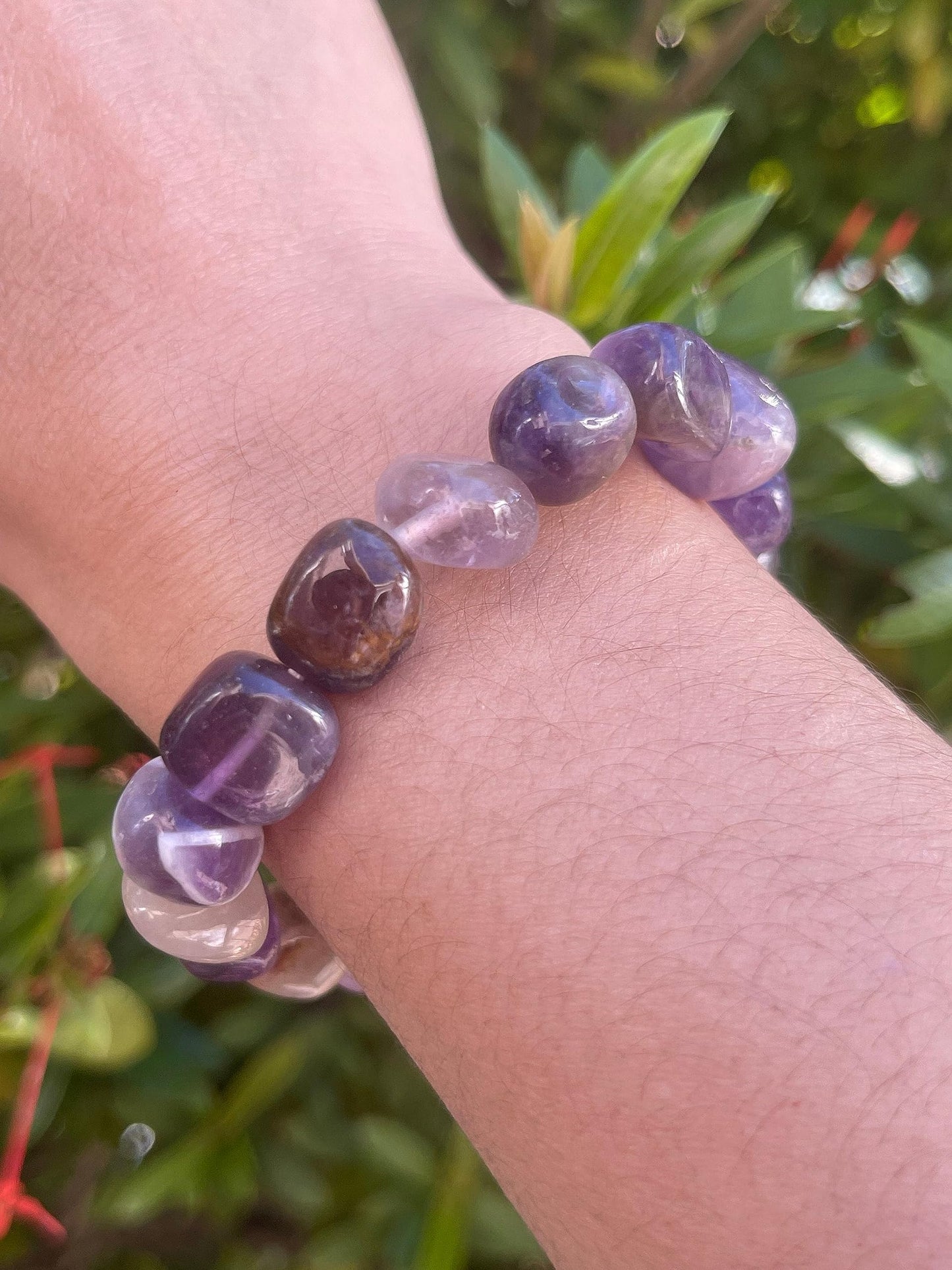 GAF TREASURES Amethyst Chevron Crystal Nugget Bracelet, Genuine Amethyst Chevron Tumbled Gemstone Bracelet, Healing Crystal Bracelet, Gift for Men & Women (1)