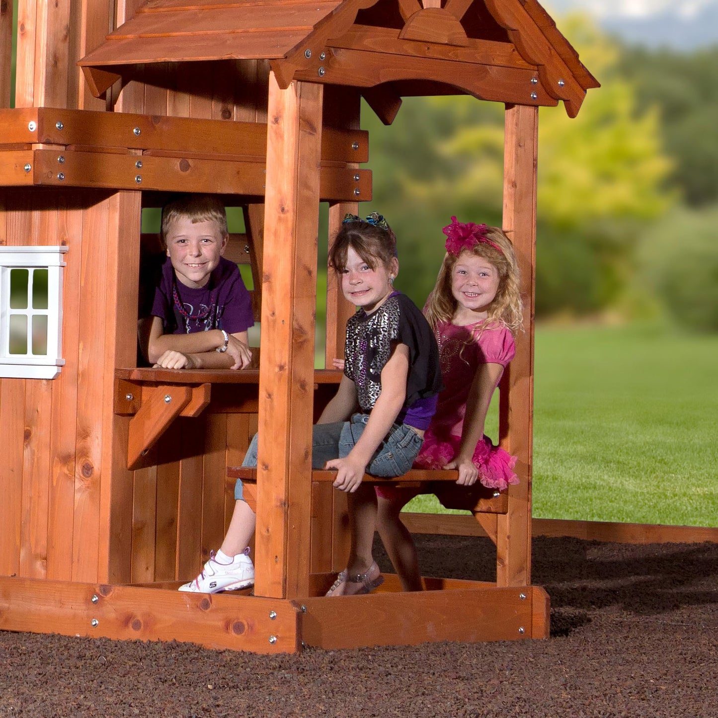 Backyard Discovery Tanglewood Cedar Wood Swing Set with Wave Slide, Clubhouse, Playhouse, Covered Snack Bar Window, Bench, Rock Wall Ladder, Belt Swings, Trapeze, Porch, Step Ladder, Outdoor Playset