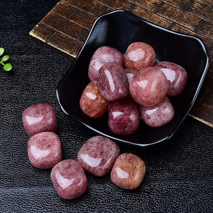 Erliway Strawberry Quartz Healing Crystal Stones, 1.25-2.0" Large Reiki Healing Gemstones Natural Tumbled Polished Stones for Energy Witchcraft Therapy Meditation