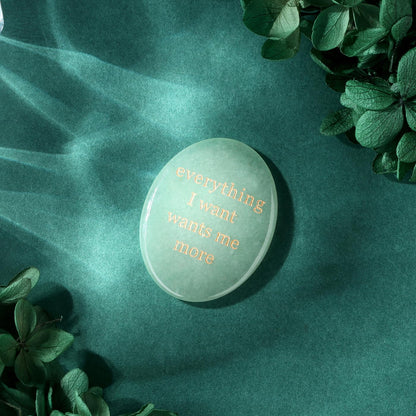 DUQGUHO Green Aventurine Crsytal Encouragement Gifts for Women Everything I Want Wants Me More Positive Anxiety Relief Items Pocket Hug Stones Emotional Calming Sobriety Gifts for Women Men