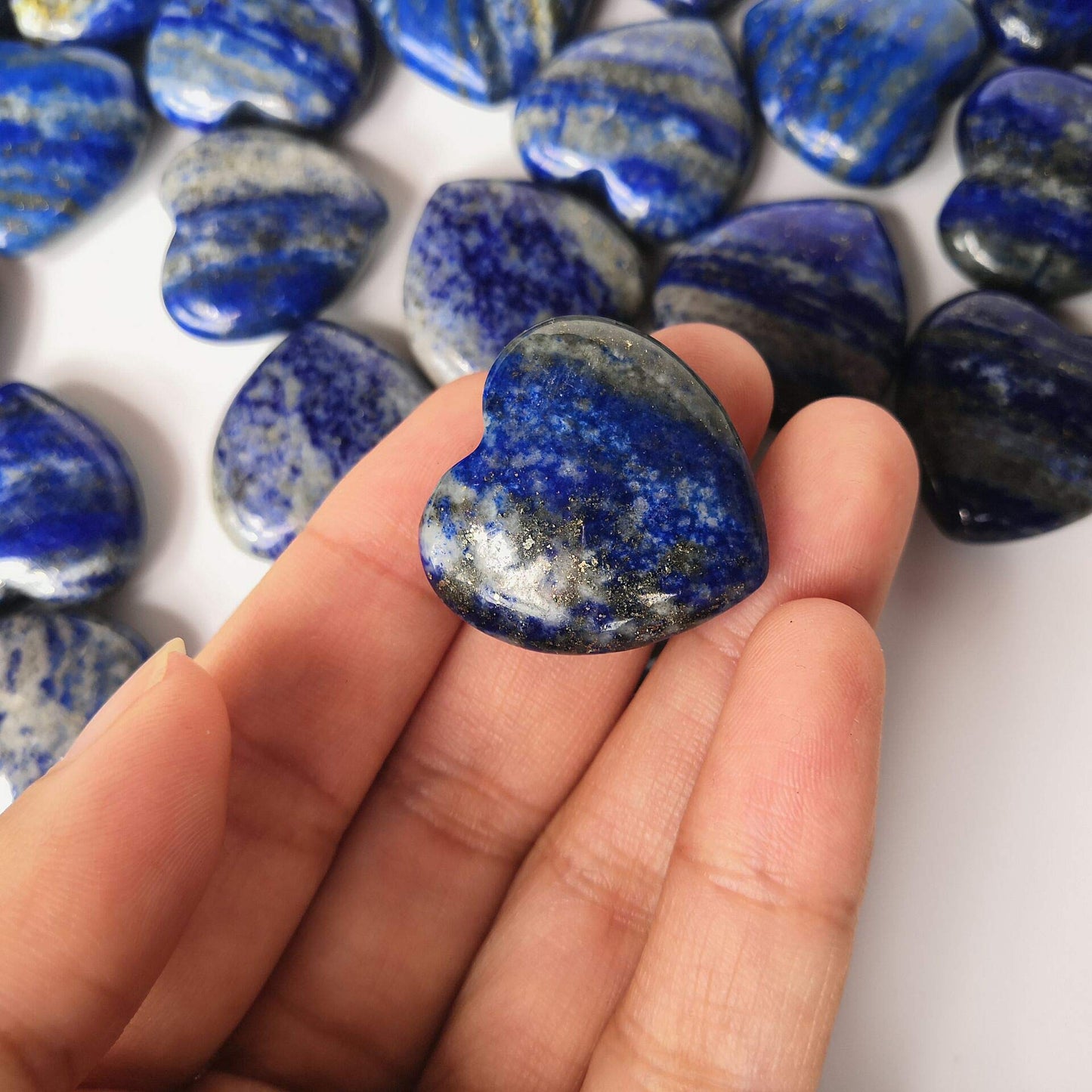 Loveliome 4 Pcs Natural Lapis Lazuli Love Heart Palm Stone Reiki Balancing Worry Stone(1 Inch)