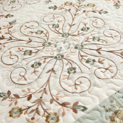 vctops 3 Piece Farmhouse Patchwork Quilt Set Oversized Queen, Elegant Floral Embroidered Cotton Quilted Bedspread Coverlet Lightweight Reversible Bedding Cover with 2 Pillow Sham (98x106 in)