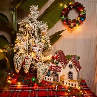 GDGJWL DIY Heart Shaped Hand Embroidered Christmas Ornament Kit Complete Craft Set with Pre-Printed Fabric Embroidery Thread Holiday Cross Stitch Decor for Beginners Adults and Home Decor (DIY)