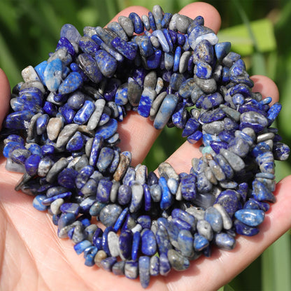 400pcs Natural Chip Stone Beads for Jewelry Making Lapis Lazuli 5-8mm Irregular Gemstones Healing Crystal Loose Rocks Bead Hole Drilled for Ring Earrings Necklace Bracelet Making DIY Art Crafts