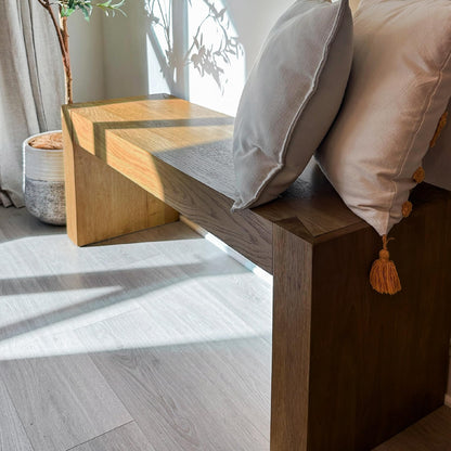 Maven Lane Zeno Bench – Natural Solid Wood – Ideal for Living Room, Entryway and Bedroom Décor