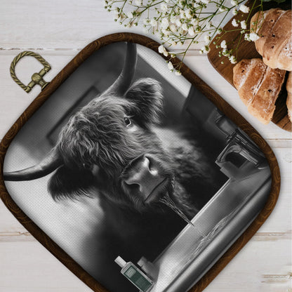 WULQYING Funny Highland Cow Bathroom Wall Art Decor, Highland Cow Framed Canvas Art Prints, Black and White Farmhouse Farm Animal Wall Hanging Decor for Home Bathroom Washroom Restroom, 5.7x6.5 Inches