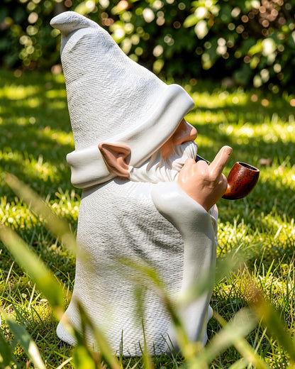 Leverse Smoking Wizard Dwarf Garden Gnome Statue with Middle Finger Decor, 5.9 Inch Funny Resin Outdoor Decoration for Patio, Lawn, Yard and Home, Great Gift for Easter, Halloween and Christmas
