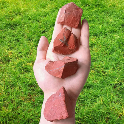 LAIDANLA 1lb 2" Red Jasper Natural Rough Stones Crystal Large Raw Crystals Bulk Healing Gemstones for Reiki Healing Tumbling Fountain Rocks Wire Wrapping Decoration Cabbing Lapidary