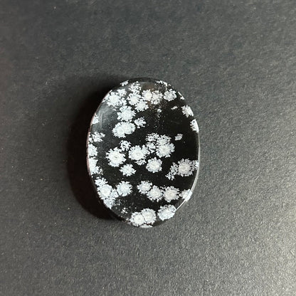 GEMSCITE Snowflake Obsidian Thumb Worry Stones Metaphysical Gemstone Crystal Healing Reiki Men Women Gift FENG Shui Positive Energy Love Wellness Palm Stones Wicca Powerful