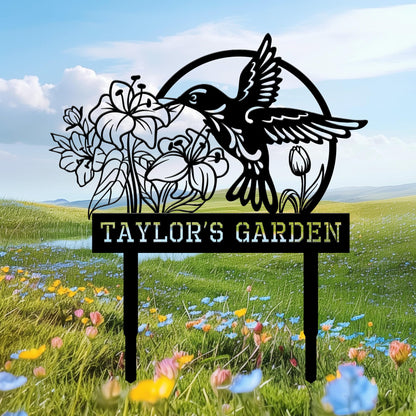 BMYDIY Personalized Garden Signs for Outside, Custom Metal Hummingbird Flowers Garden Decor with Stake, Custom Name Signs Outdoor Yard Patio Backyard Metal Decor Home Gifts