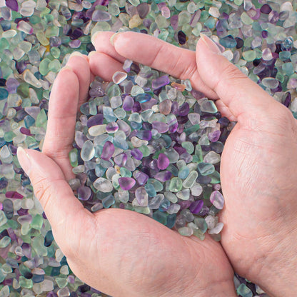 EZEELAI 0.5 Lb/230g Fluorite Crystal Chips Stones Decorative Crystal Pebbles, Irregular Shaped Natural Quartz Stones Aquarium Gravel Rocks for Vases Filler, Garden and Fish Tank Decoration