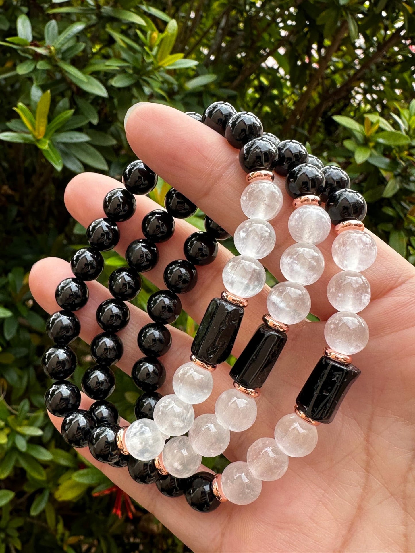 Black Tourmaline and Selenite Crystal Bead Bracelet 8mm, Genuine Black Tourmaline Cylinder with Copper Discs Stretch Gemstone Bracelet, Healing Crystal Bracelet, Gift for Men & Women (1)