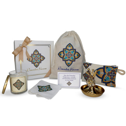 CharmLab Candle – Ramadan Kareem Gift Set, 5 Piece Islamic Home Box with 4.8 oz Scented Candle, Women’s Fabric Wallet Pouch & Decorative Dish, Ramadan & Eid Gift for Women