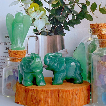 QINJIEJIE Green Aventurine Elephant Crystals Elephant Decor Pocket Polished Crystal Statue Guardian Figurine Office Hippie Room Cute Green Desk Decor Spiritual Gift Love Christmas Stocking Stuffers