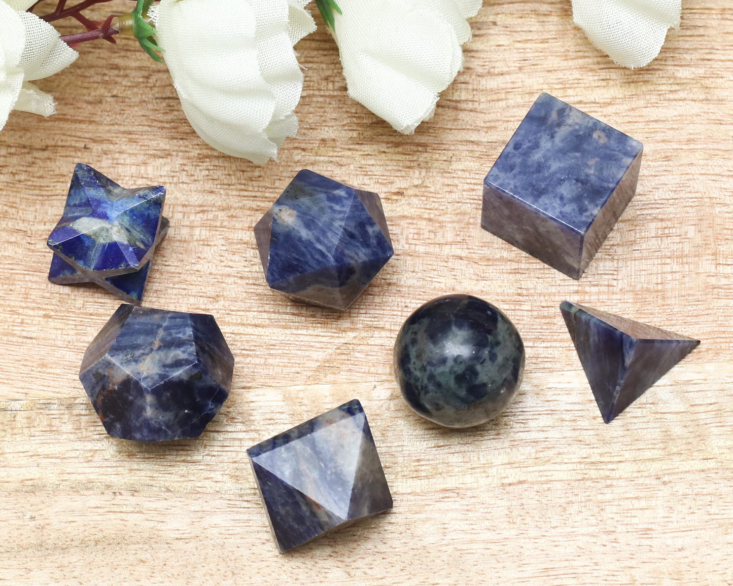 Crocon Sodalite 7Pcs Platonic Solids Crystal Geometry Set, Platonic Solids Sacred Geometric Stones for Meditation Reiki Balancing Healing Chakra Stone Cleansing Spiritual Good Luck (15-20 mm)