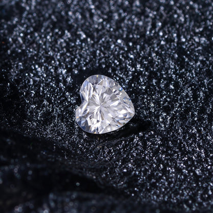 1-5 Carats Moissanite Loose Stone Lab Grown Synthetic Diamond Loose D Color Round/Oval/Heart/Princess/Cushion/Asscher/Pear/Marquise/Radiant/Emerald Cut Moissanite Loose Gem Stones for Ring Pendant Jewelry Making Gift (Heart Cut, 1 Carats)