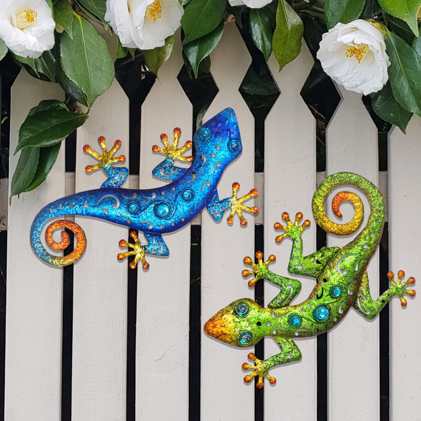 wotieuns Metal Gecko Wall Decor Lizard Wall Sculpture Garden Art Hanging Indoor Outdoor Suitable for Patio Porch Fence Living Room Patio Decor.