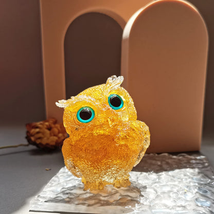 Reyife Hand-Carved Natural Crystal Owl Statue Reiki Healing Gemstone Animal Figurines Home Office Car Decoration The Best Gifts 2.4 inches(Gold)