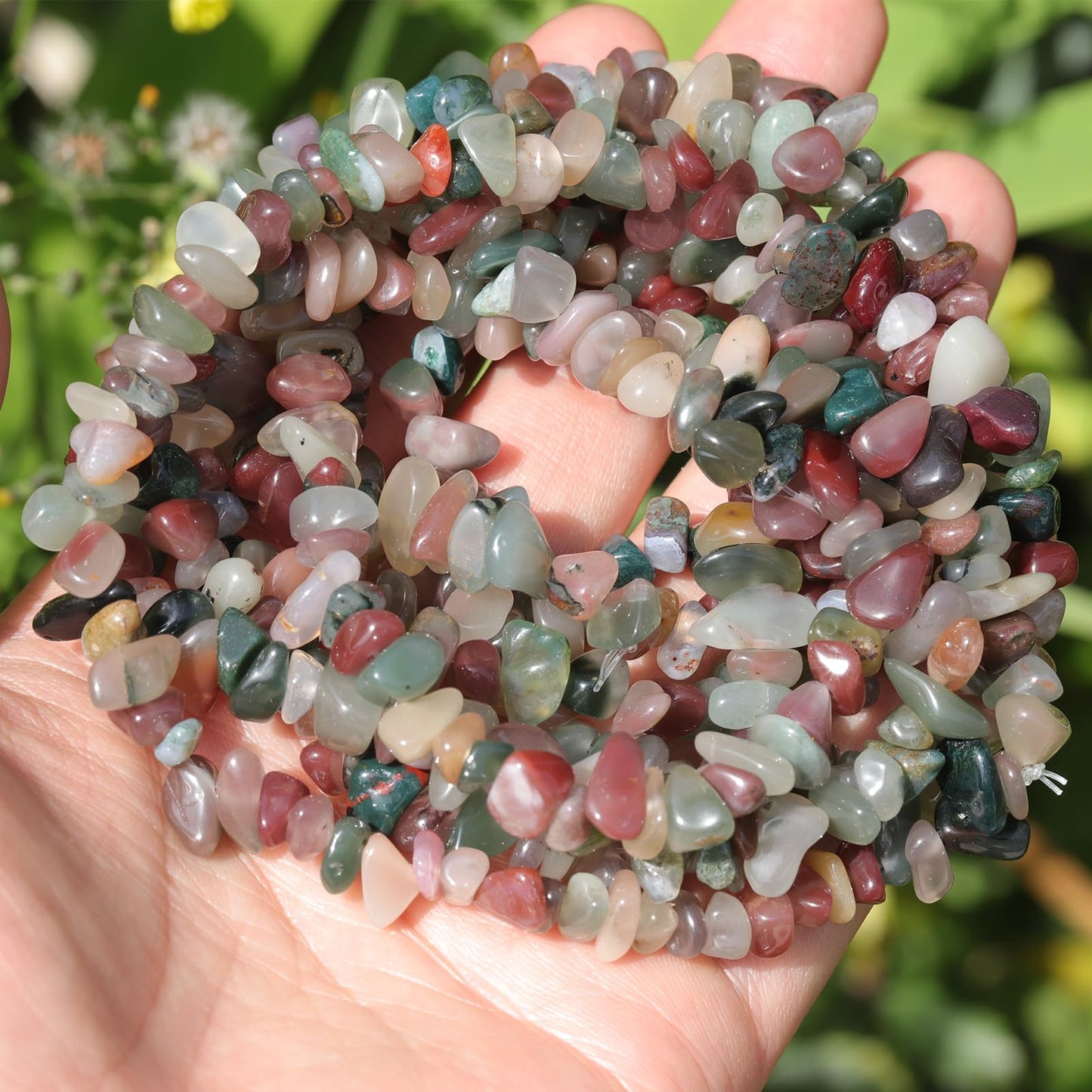 400pcs Natural Chip Stone Beads for Jewelry Making Purple Green Agate 5-8mm Irregular Gemstones Healing Crystal Loose Rocks Bead Hole Drilled for Bracelet Making DIY Art Crafts