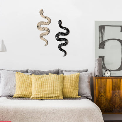 Gerrii Set of 2 Earthy Room Decor Wall Art Boho Witchy Wooden Snake Decor Natural Aesthetic Wall Hanging Boho Art for Apartment Bedroom Living Room(Crawl)