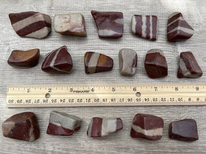 GAF TREASURES 5 Pcs Shiva Lingam Tumbled Stones, Polished Shiva Lingam Gemstone, Shiva Lingam Healing Crystals (Shiva Lingam)
