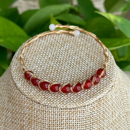 PSEEHEE Handmade Genuine Red Agate 14k Gold Filled Wire Wrapped Bracelet, Birthstone Chakra Healing Grounding Gemstone Crystal Beads Adjustable Bangle Cuff Jewelry Gift for Women
