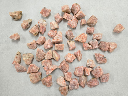 MINERALUNIVERSE Half Pound Sunstone Crystals Rough Stones - Bulk Sunstone - Raw Natural Stones & Crystals - Fountain Rocks for Tumbling, Polishing, Wire Wrapping, Reiki, Chakra Crystal Healing