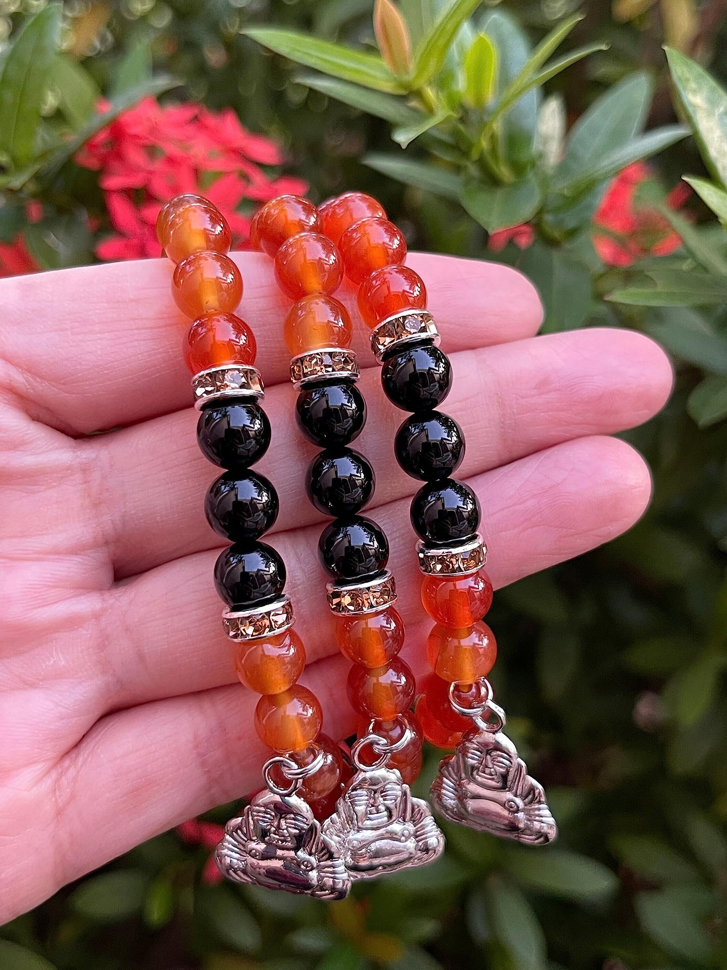 GAF TREASURES Red Agate & Black Onyx with Happy Buddha Crystal Bead Bracelet 8mm, Genuine Red Agate & Black Onyx Stretch Gemstone Bracelet, Healing Crystal Bracelet, Gift for Men & Women (1)