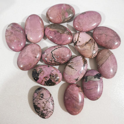 Loveliome Natural Rhodonite Oval Polished Worry Stones, Healing Crystal Indoor Fountain Stones Massage Energy Anxiety Relief Items