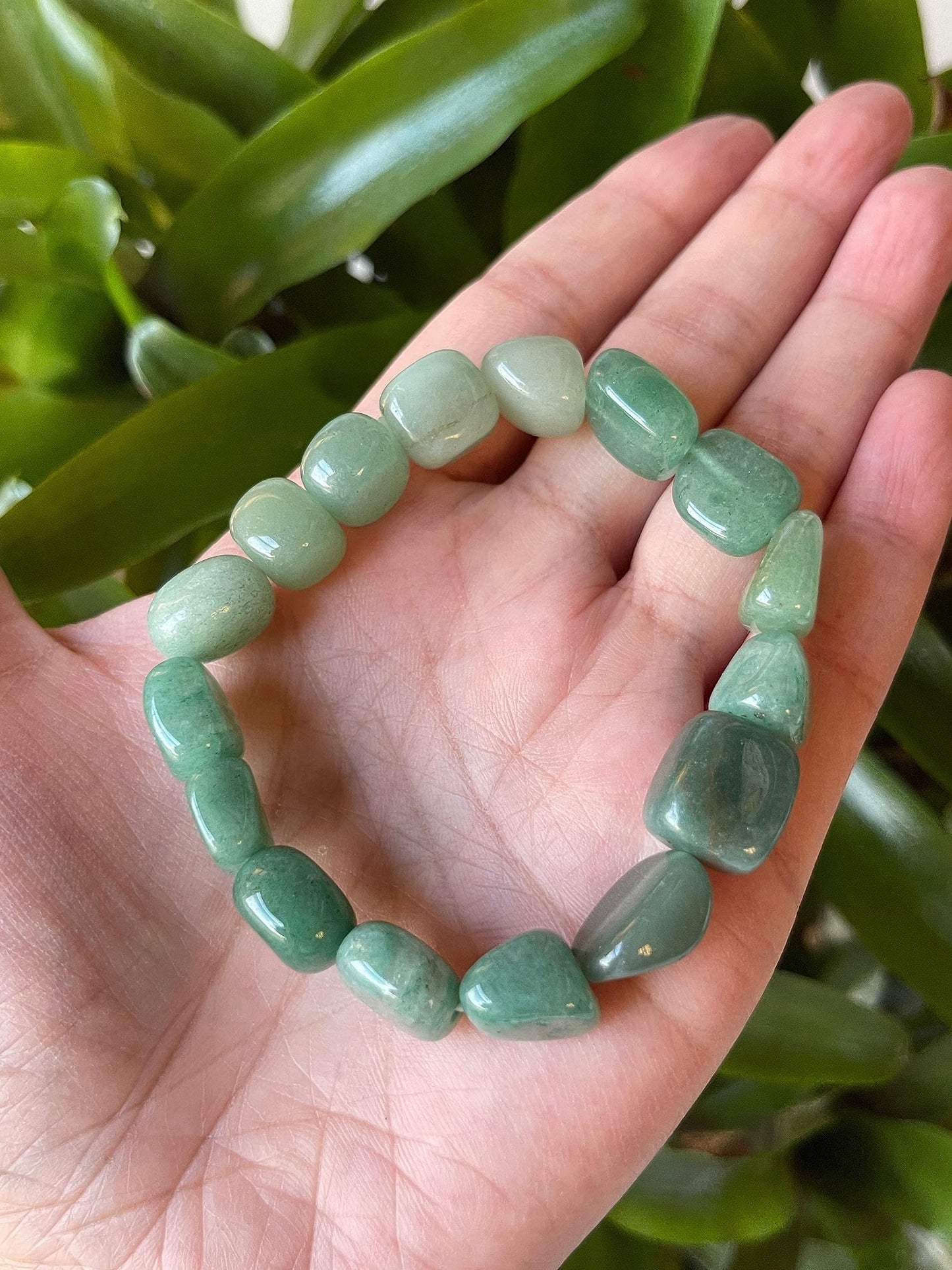 GAF TREASURES Green Aventurine Crystal Nugget Bracelet, Genuine Green Aventurine Tumbled Gemstone Bracelet, Healing Crystal Bracelet, Gift for Men & Women (1)