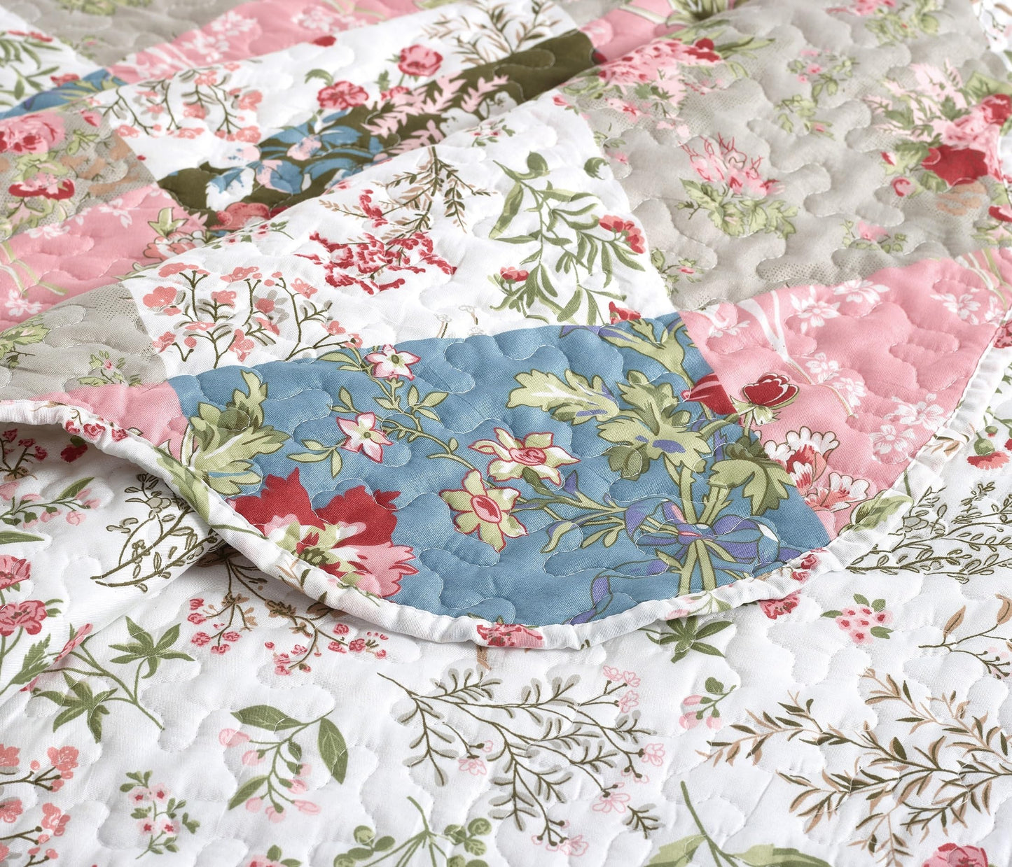 Brilliant Sunshine Peach and Olive Flowers Patchwork, 2-Piece Quilt Set with 1 Sham, Reversible Bedspread, Soft Lightweight Coverlet, All-Season, Twin, Peach Olive