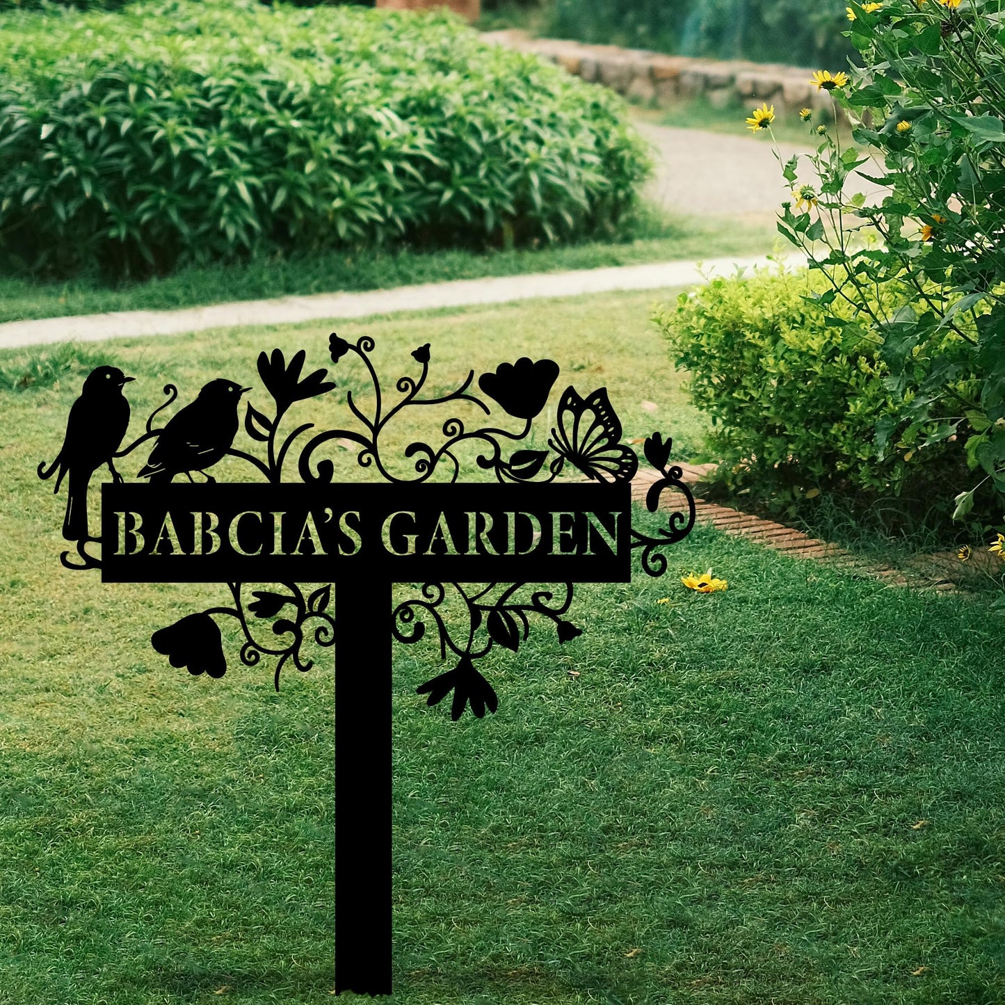 Custom Metal Garden Sign with Flowers, Personalized Garden Metal Stake with Birds, Flower Garden Name Decor, Custom sign for Outside, Customized Gardening Decoration, Yard Art, Gift for Mom, Grandmom