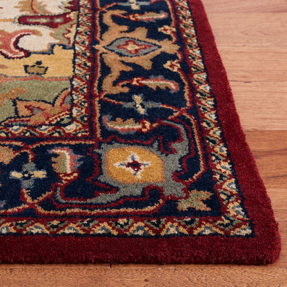 SAFAVIEH Area Rug 5x8 - Heritage Collection - Red, Handmade Wool, Traditional Oriental Medallion Design, Ideal for Living Room, Bedroom, Dining Space (HG625A)