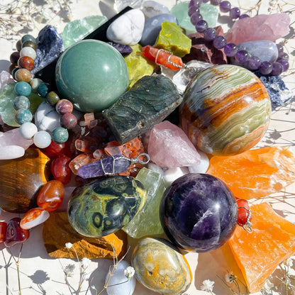 1Lb（200PCs +） Mystery Crystals and Healing Stones, Natural Healing Crystals Surprise Gift Set for Meditation, Reiki, Home Decor