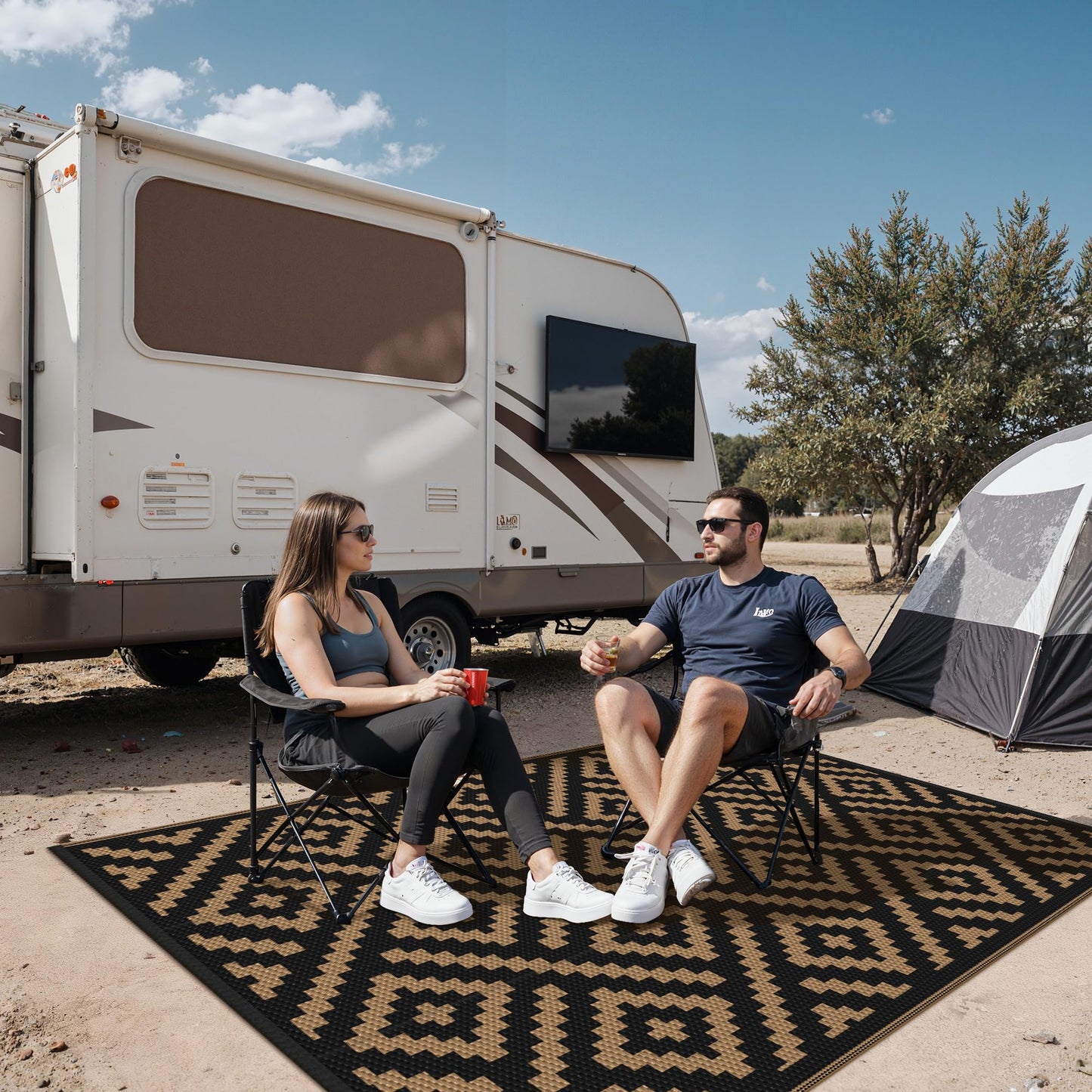sarben Outdoor Rug for Patio - Waterproof Plastic Straw Camping Rugs 4x6 ft, Reversible Outdoor Indoor RV Mat Carpet for Patio, Porch, Deck, Balcony, Picnic, Beach, Black Brown
