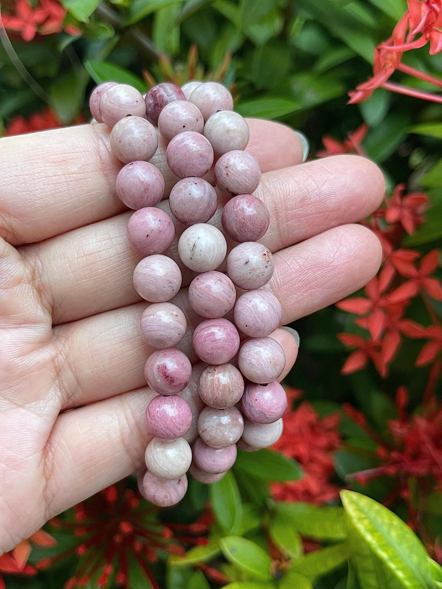 GAF TREASURES Rhodonite Crystal Bead Bracelet 8mm, Genuine Rhodonite Stretch Gemstone Bracelet, Healing Crystal Bracelet, Gift for Men & Women (1)