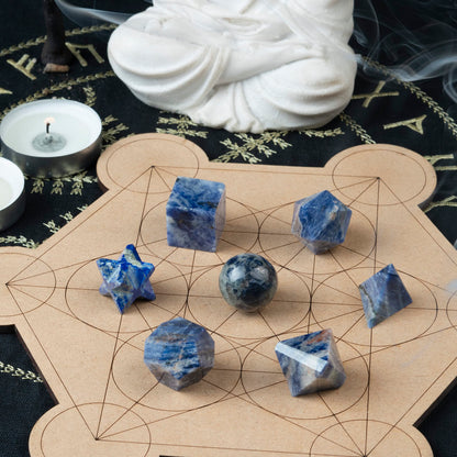 Crocon Sodalite 7Pcs Platonic Solids Crystal Geometry Set, Platonic Solids Sacred Geometric Stones for Meditation Reiki Balancing Healing Chakra Stone Cleansing Spiritual Good Luck (15-20 mm)