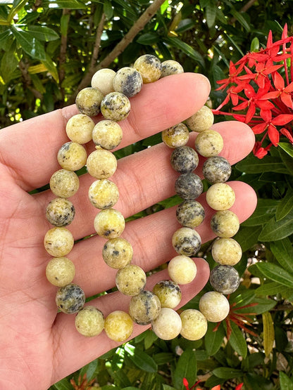 GAF TREASURES Yellow Turquoise Crystal Bead Bracelet 8mm, Genuine Yellow Turquoise Stretch Gemstone Bracelet, Healing Crystal Bracelet, Gift for Men & Women (1)