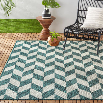 Nicole Miller New York Patio Country Calla Contemporary Herringbone Indoor/Outdoor Area Rug, Green/Cream, 6'6"x9'2"