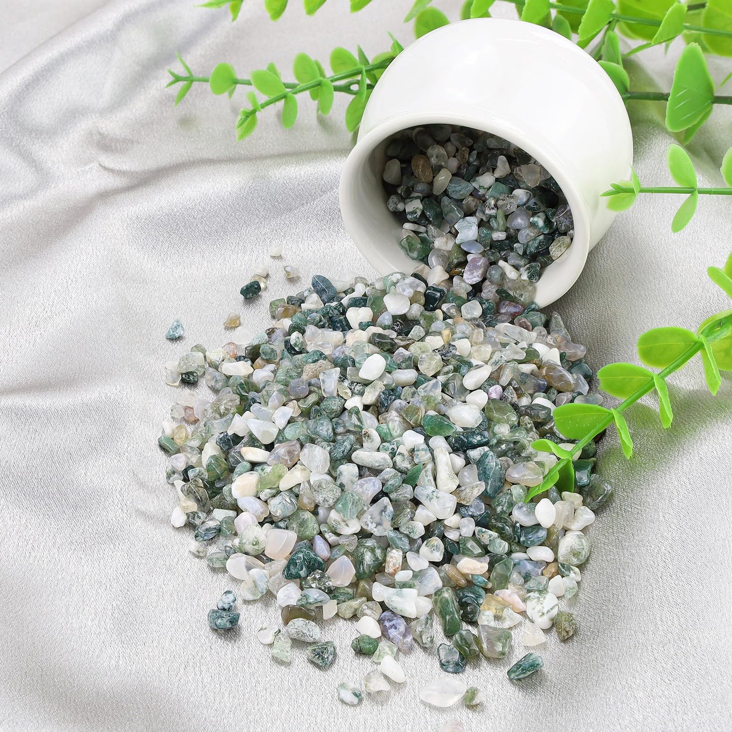 ZHIYUXI Aquatic Agate Crystal Chips Bulk Fish Tank Decorations Aquarium Rocks Gravel Vase Filler Stones Crystals for Candle Making Witch Kit Gravel for Plants Quartz Sand Gemstone 0.22 lbs