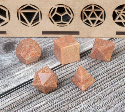Crocon Chocolate Jasper 5Pcs Platonic Solids Crystal Geometry Set, Platonic Solids Sacred Geometric Stones for Meditation Reiki Balancing Healing Chakra Stone Cleansing Spiritual Good Luck (1520 mm)