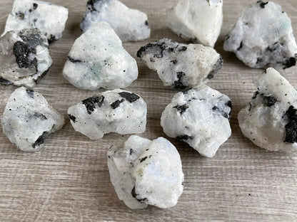 GAF TREASURES Wholesale Raw Rainbow Moonstone Crystals, Natural Rainbow Moonstone Stone, Rainbow Moonstone Rough, Rainbow Moonstone Healing Crystals (Rainbow Moonstone, 0.5 Pound)